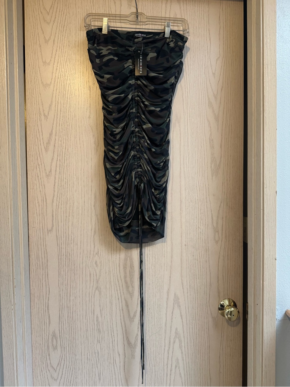NEW Fashion Nova "Military School" Camo Ruched Front Mini Dress size Large - Picture 2 of 4
